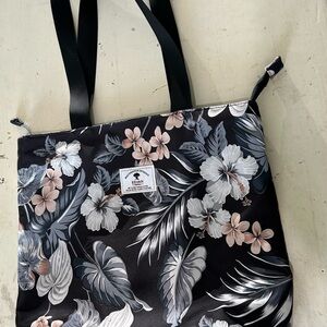 ESVAN Original Floral Water Resistant Large Tote Bag Shoulder Bag Black Leaves